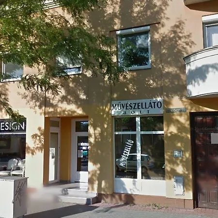 Pero Apartman Апартаменты *