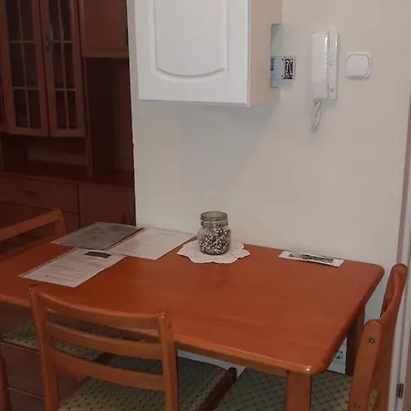 Pero Apartman Апартаменты *